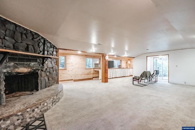 6025 SE 124th Av, Portland, OR 97236