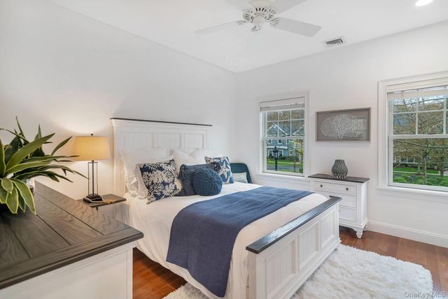 28 Andrew Court, Southampton, NY 11968