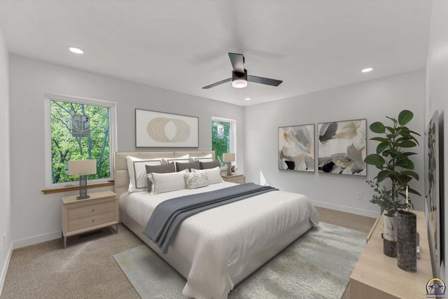 3339 NW Dawdy CT, Topeka, KS 66618