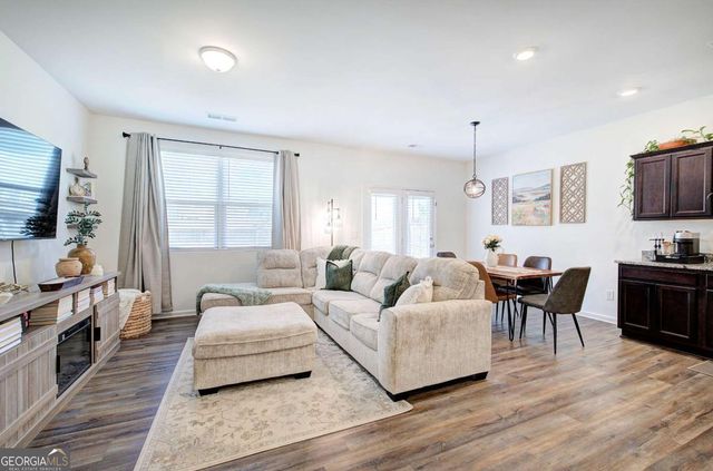 208 Grand Central Way, Cartersville, GA 30120