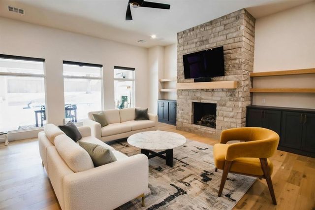 2709 Crittenden Drive, Norman, OK 73072
