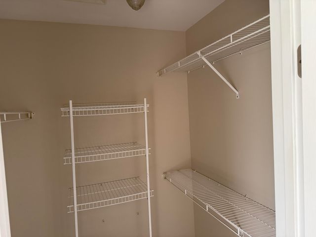 725 Muddy Creek S. Road, Berea, KY 40403