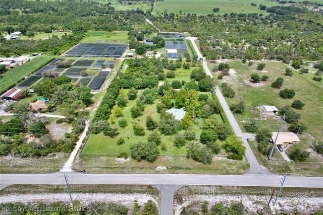 16 Gardenside Avenue, Lake Placid, FL 33852