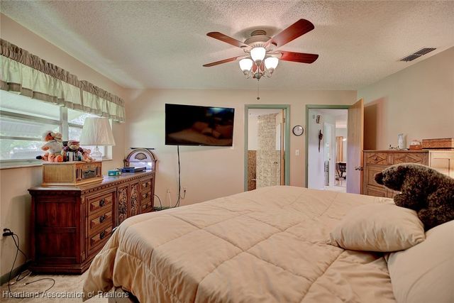 16 Gardenside Avenue, Lake Placid, FL 33852