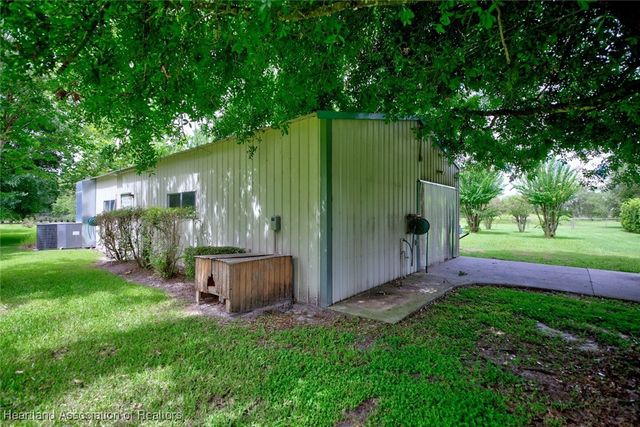 16 Gardenside Avenue, Lake Placid, FL 33852