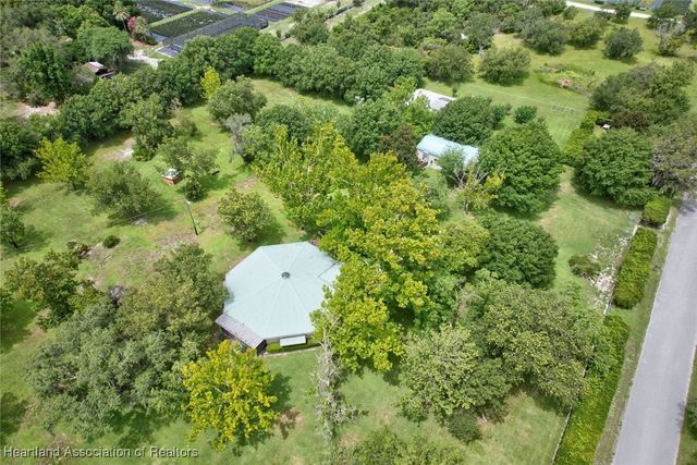 16 Gardenside Avenue, Lake Placid, FL 33852