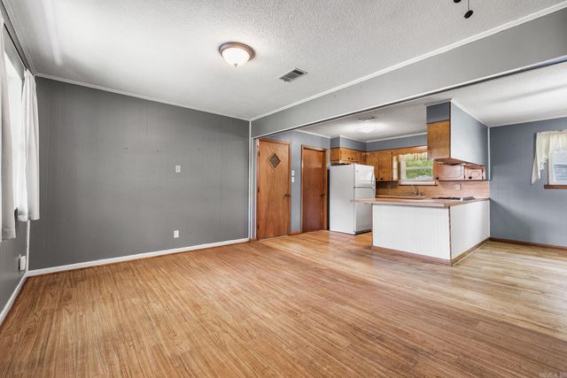 190 Markham, Ward, AR 72176