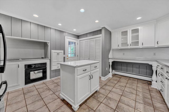 280 HILLCREST DR, Rocky Mount, VA 24151