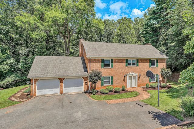 280 HILLCREST DR, Rocky Mount, VA 24151