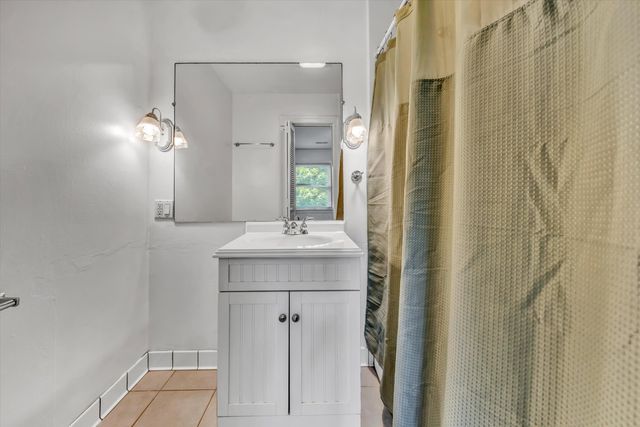 280 HILLCREST DR, Rocky Mount, VA 24151