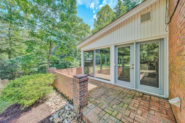 280 HILLCREST DR, Rocky Mount, VA 24151