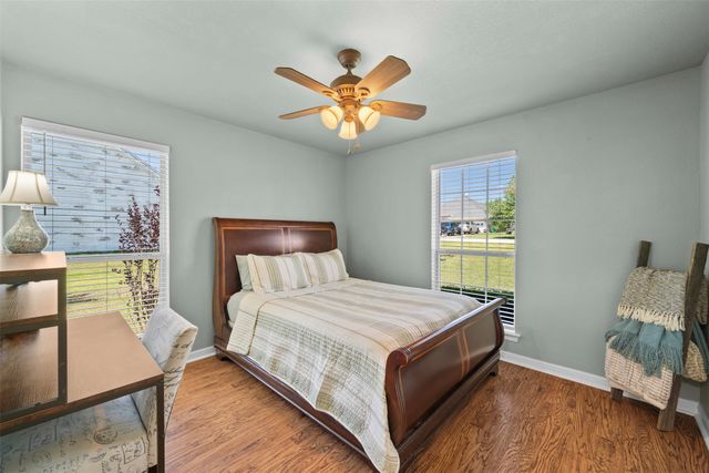 500 Green Meadow Drive, Boyd, TX 76023