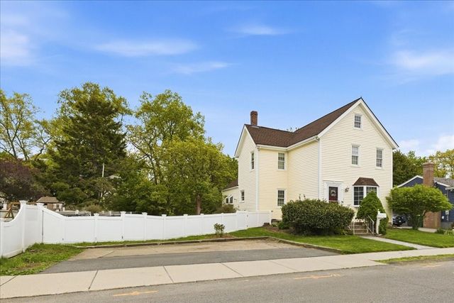 114 Fulton St, Norwood, MA 02062