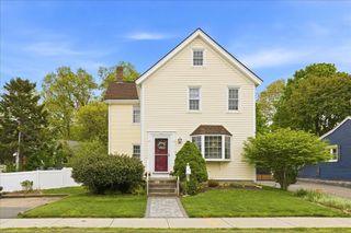114 Fulton St, Norwood, MA 02062