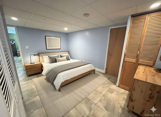 14146 253rd Street, Rosedale, NY 11422