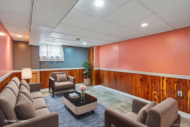 14146 253rd Street, Rosedale, NY 11422