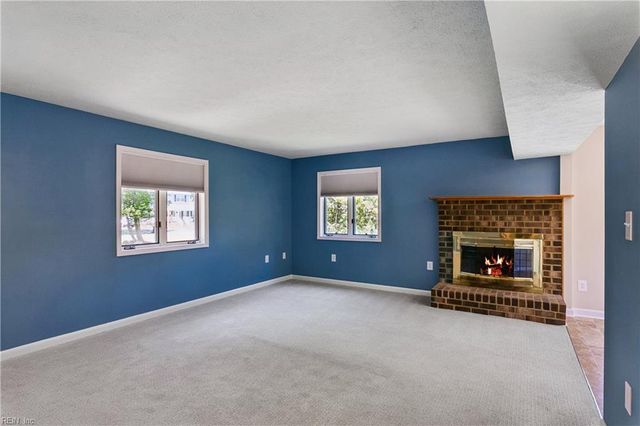 246 Hunts Neck RD, Poquoson, VA 23662