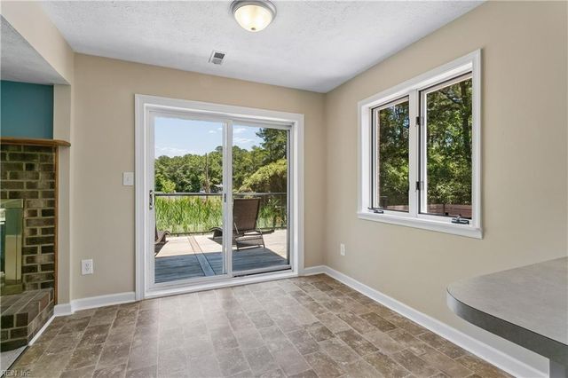 246 Hunts Neck RD, Poquoson, VA 23662