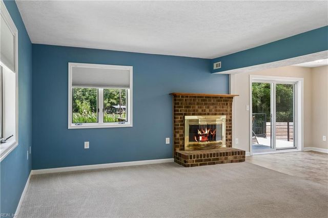 246 Hunts Neck RD, Poquoson, VA 23662