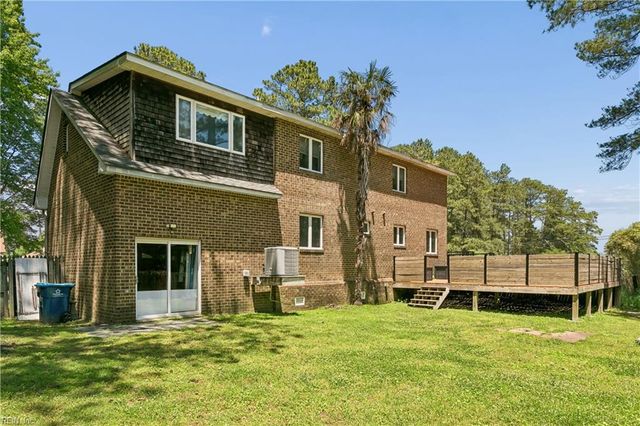 246 Hunts Neck RD, Poquoson, VA 23662
