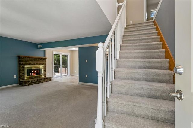 246 Hunts Neck RD, Poquoson, VA 23662
