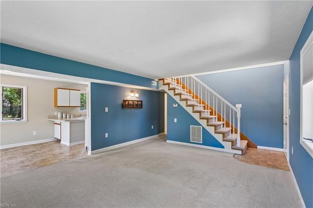 246 Hunts Neck RD, Poquoson, VA 23662