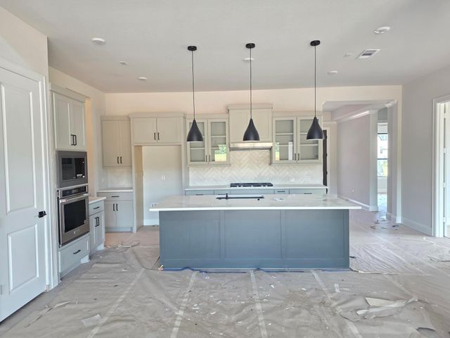 9802 Hunters Run Drive, Missouri City, TX 77459