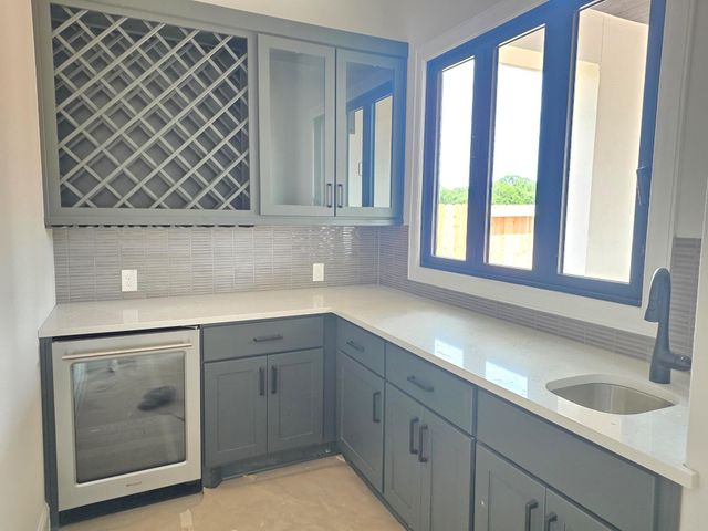 9802 Hunters Run Drive, Missouri City, TX 77459
