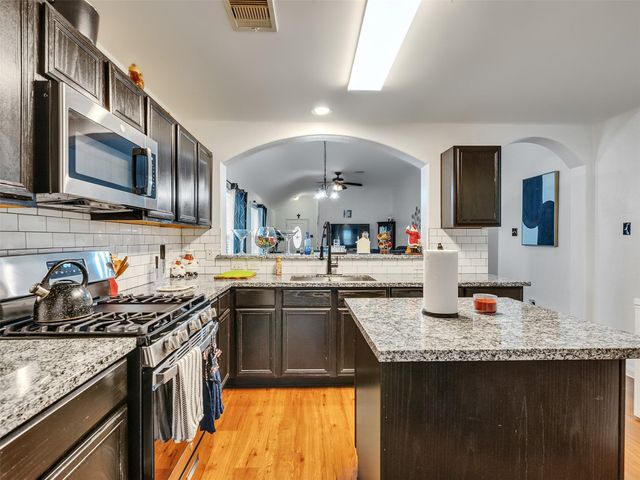 2650 Bammelwood Drive, Houston, TX 77014