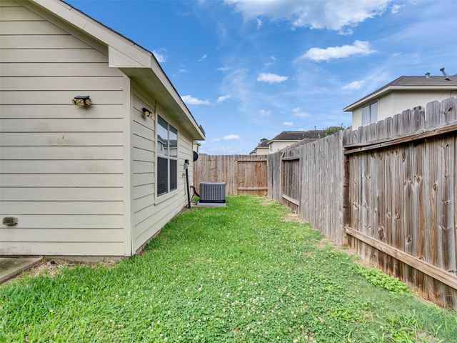 2650 Bammelwood Drive, Houston, TX 77014