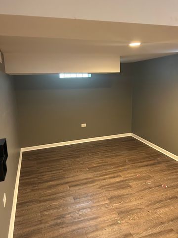 248 W Elmwood Drive, Chicago Heights, IL 60411