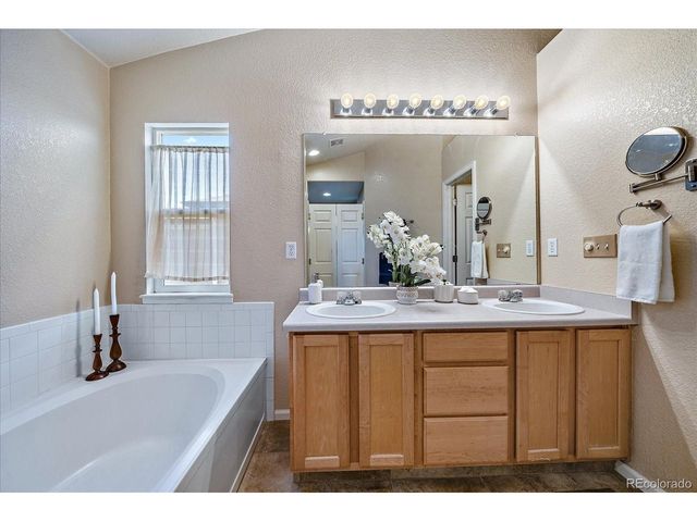 8385 Deframe Ct, Arvada, CO 80005