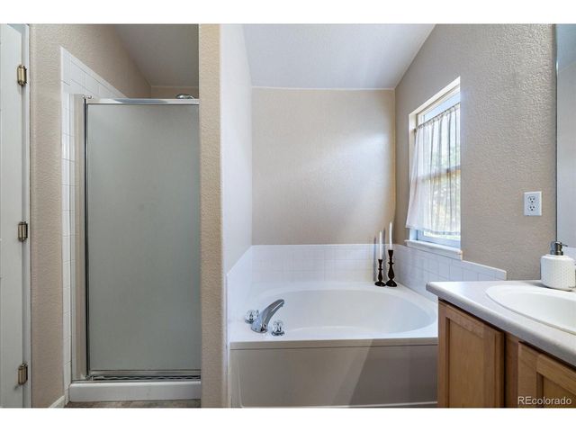 8385 Deframe Ct, Arvada, CO 80005
