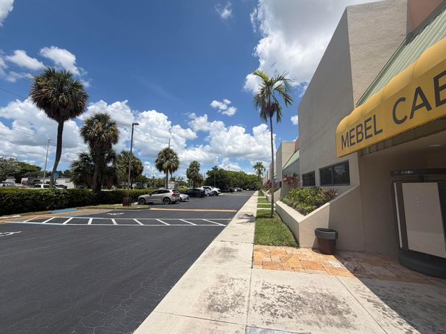 1800 N Powerline Road 9-11, Pompano Beach, FL 33069