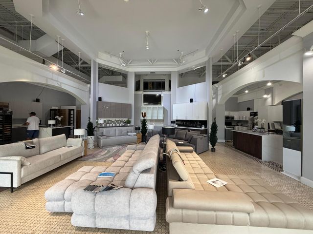 1800 N Powerline Road 9-11, Pompano Beach, FL 33069