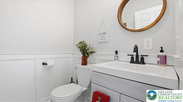 503 Mountain Top Lane, Salisbury Twp, PA 18103