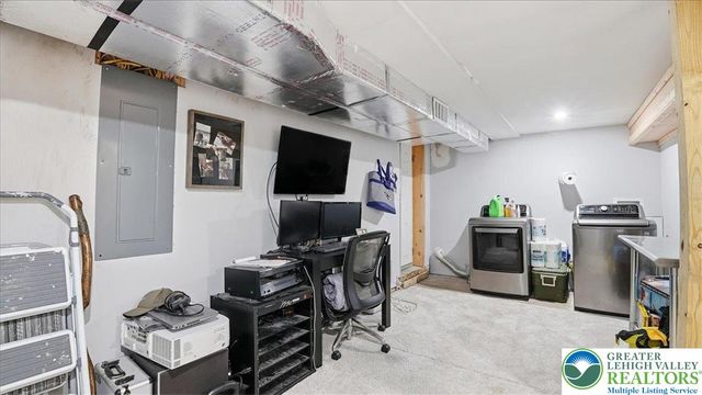 503 Mountain Top Lane, Salisbury Twp, PA 18103