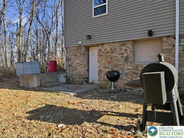 503 Mountain Top Lane, Salisbury Twp, PA 18103