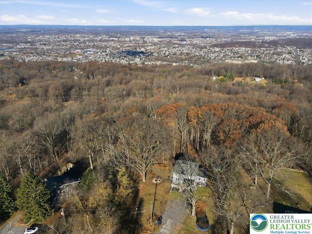 503 Mountain Top Lane, Salisbury Twp, PA 18103