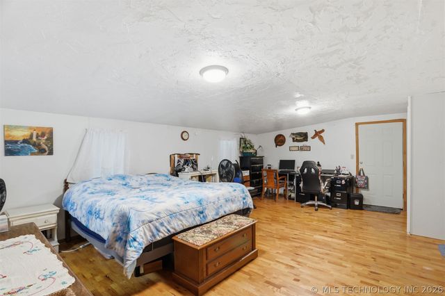 4104 Shay Road, Kingston, OK 73439