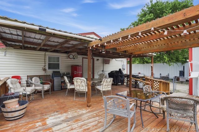 4104 Shay Road, Kingston, OK 73439