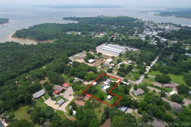 4104 Shay Road, Kingston, OK 73439