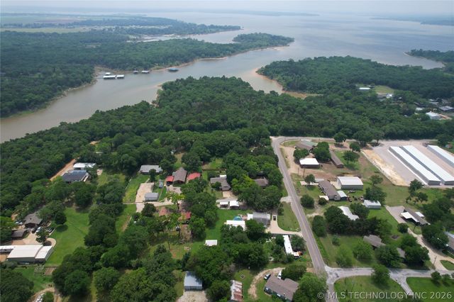 4104 Shay Road, Kingston, OK 73439