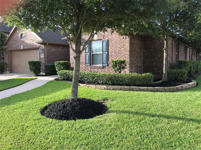 6018 Orchard Trail Drive, Pearland, TX 77581