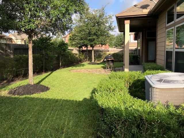 6018 Orchard Trail Drive, Pearland, TX 77581
