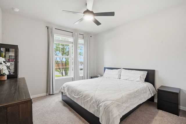 10037 Lakemont Drive, Fort Worth, TX 76131