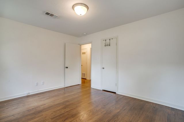 3608 Jeanette Drive, Fort Worth, TX 76109