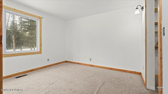 3805 S Juanita Way, Palmer, AK 99645