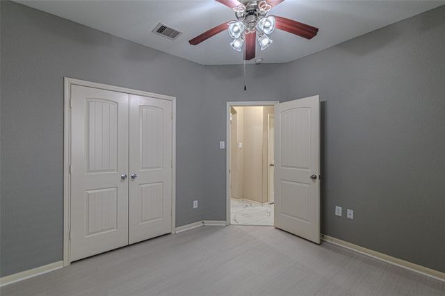 8619 Debbie Terrace Drive, Cypress, TX 77433