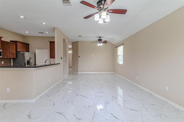 8619 Debbie Terrace Drive, Cypress, TX 77433